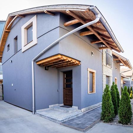 Gray Brick Apartamento Subotica Exterior foto