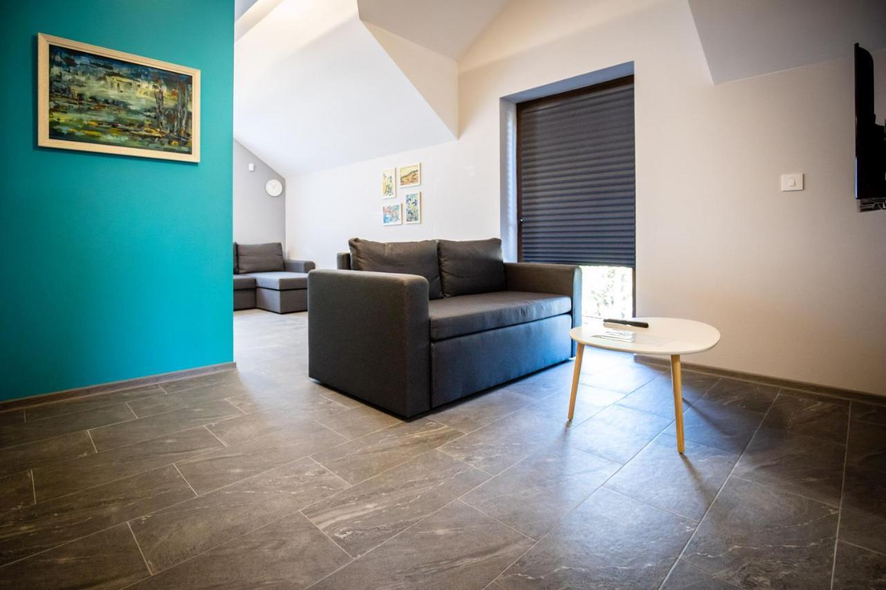 Gray Brick Apartamento Subotica Exterior foto